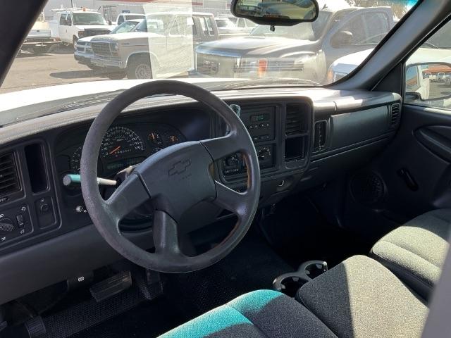 Chevrolet Silverado 1500 Reg Cab 119.0" WB 2WD Work Truck 2006