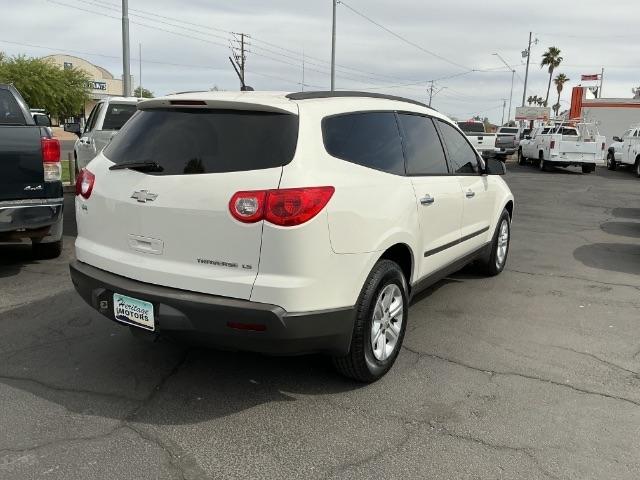 Chevrolet Traverse FWD 4dr LS 2011