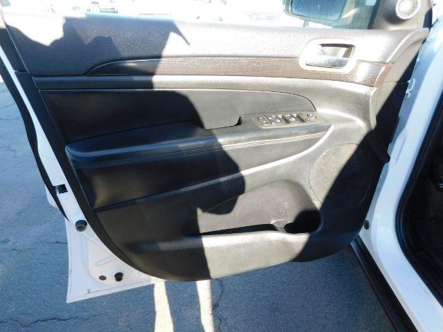 Jeep Grand Cherokee 4WD 4dr Laredo 2014