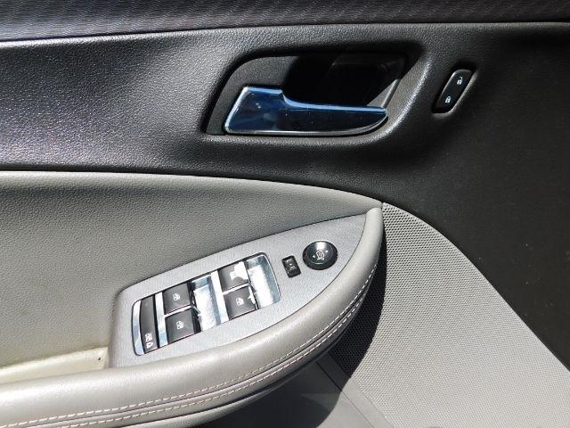 Chevrolet Impala 4dr Sdn LS w/1FL 2014