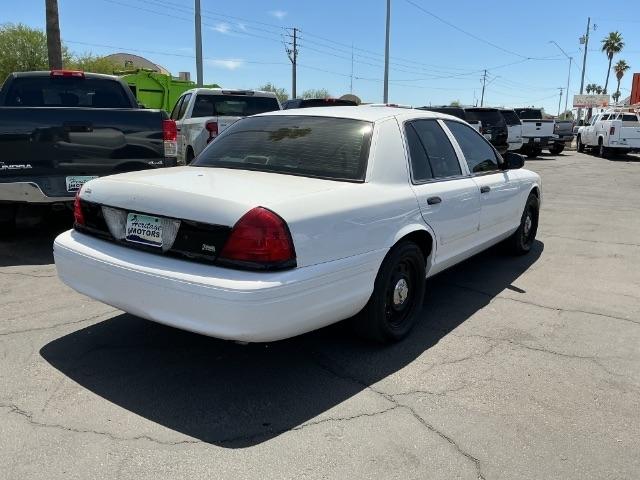 Ford Police Interceptor 4dr Sdn w/3.27 Axle 2011