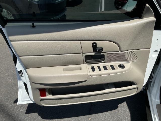 Ford Police Interceptor 4dr Sdn w/3.27 Axle 2011