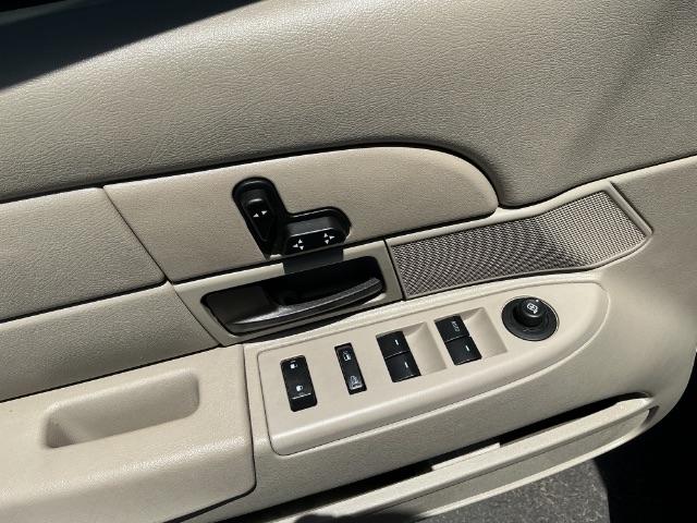 Ford Police Interceptor 4dr Sdn w/3.27 Axle 2011