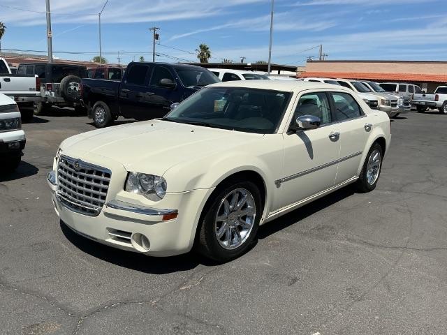 Chrysler 300 4dr Sdn 300C 2006