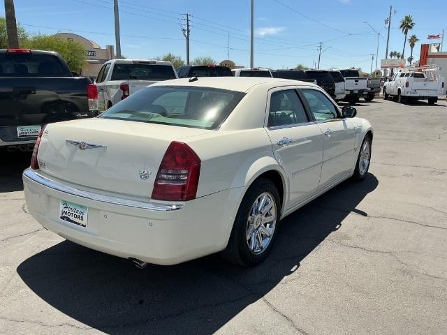 Chrysler 300 4dr Sdn 300C 2006