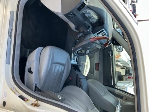 Chrysler 300 4dr Sdn 300C 2006