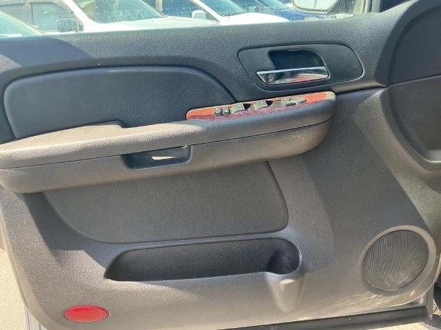 Chevrolet Avalanche 2WD Crew Cab 130" LT w/2LT 2008