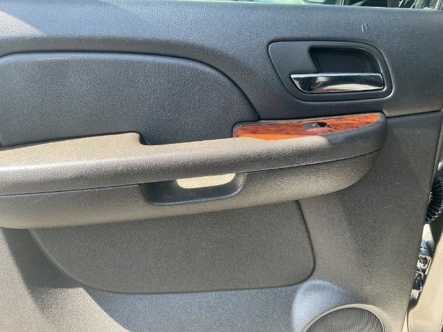 Chevrolet Avalanche 2WD Crew Cab 130" LT w/2LT 2008