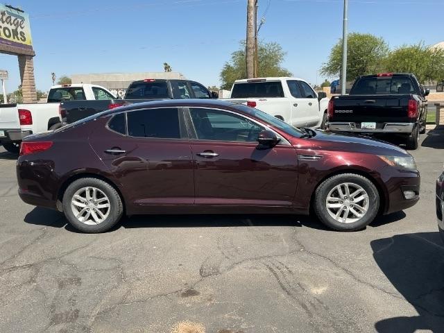 Kia Optima 4dr Sdn LX 2013