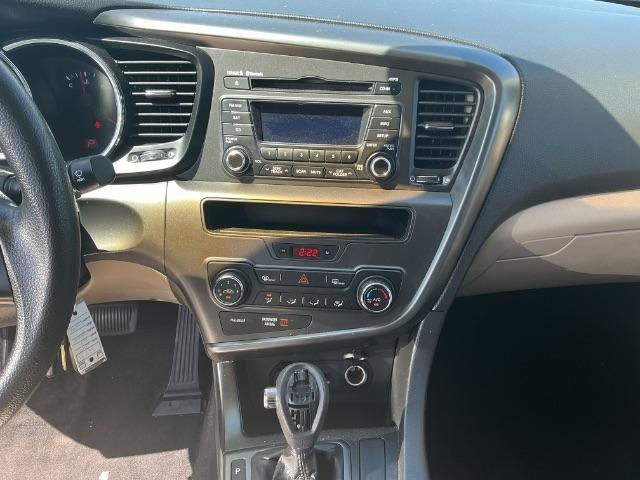 Kia Optima 4dr Sdn LX 2013