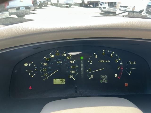 Infiniti QX4 4dr SUV Luxury 4WD 2002