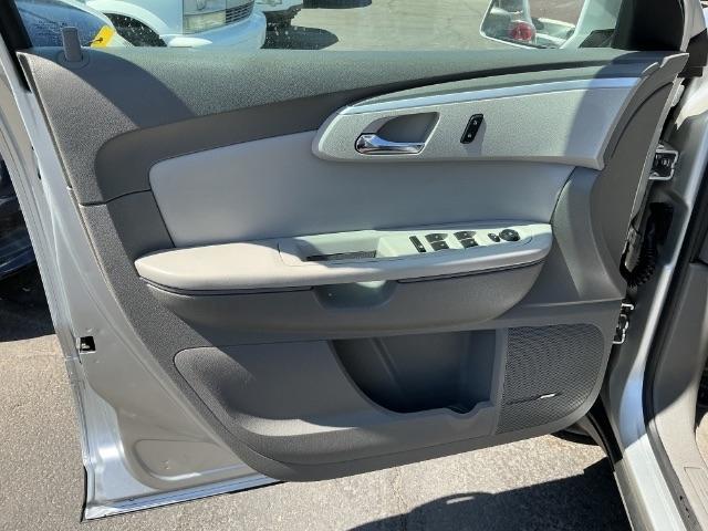 Chevrolet Traverse FWD 4dr LT w/1LT 2010
