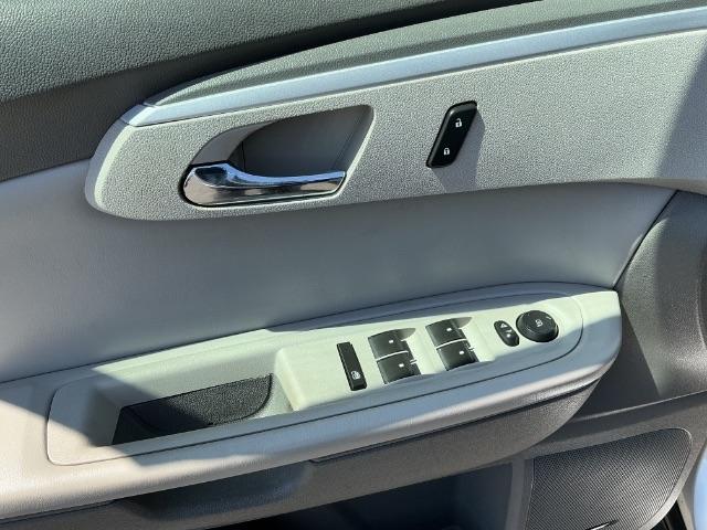 Chevrolet Traverse FWD 4dr LT w/1LT 2010