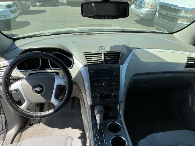 Chevrolet Traverse FWD 4dr LT w/1LT 2010