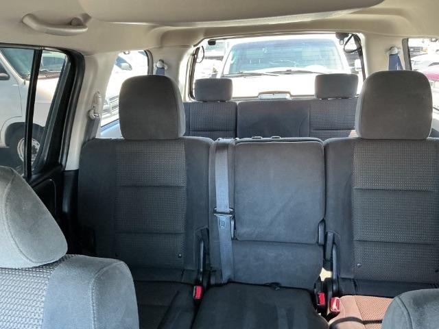 Nissan Armada 2WD 4dr SV 2012