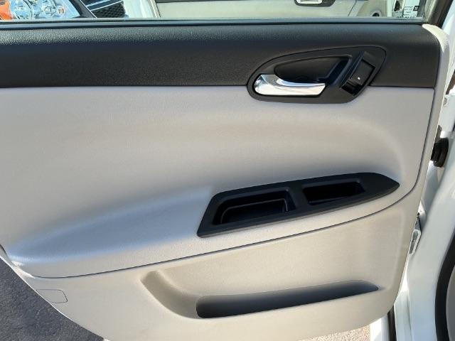 Chevrolet Impala 4dr Sdn LS Fleet 2011