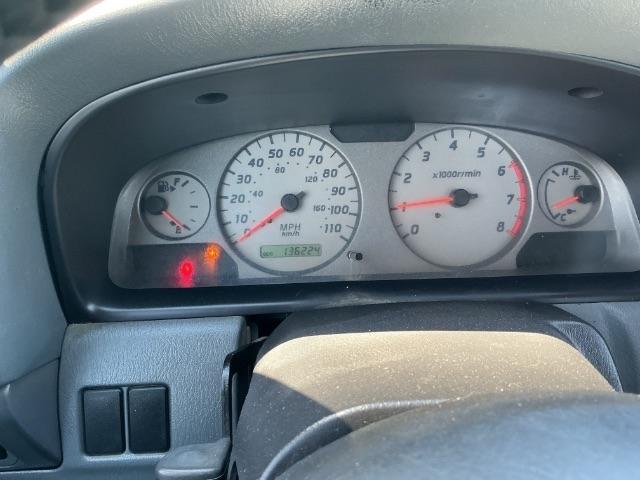 Nissan Frontier 2WD SE King Cab V6 Manual Desert Runner 2001