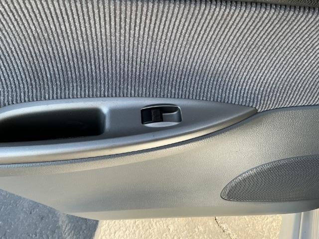 Mazda MAZDA6 4dr Sdn i Manual I4 2004