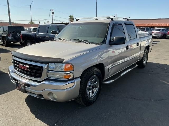 GMC Sierra 1500 Crew Cab 143.5" WB SLE 2005