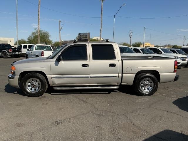 GMC Sierra 1500 Crew Cab 143.5" WB SLE 2005