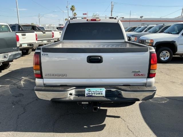 GMC Sierra 1500 Crew Cab 143.5" WB SLE 2005
