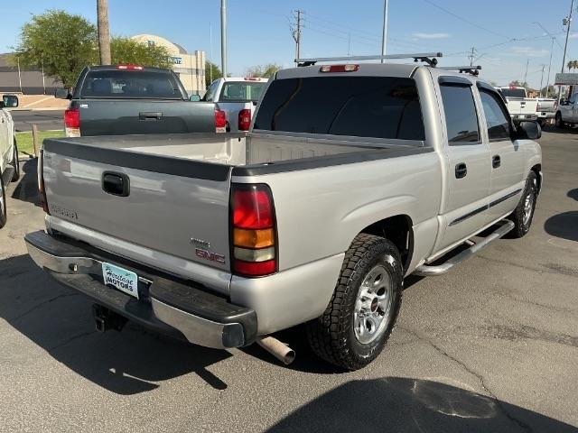GMC Sierra 1500 Crew Cab 143.5" WB SLE 2005