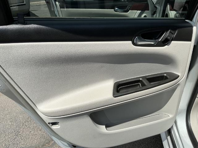 Chevrolet Impala 4dr Sdn LT 2010