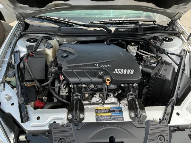 Chevrolet Impala 4dr Sdn LT 2010