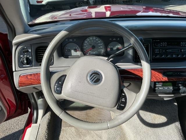 Mercury Grand Marquis 4dr Sdn LS Ultimate 2002