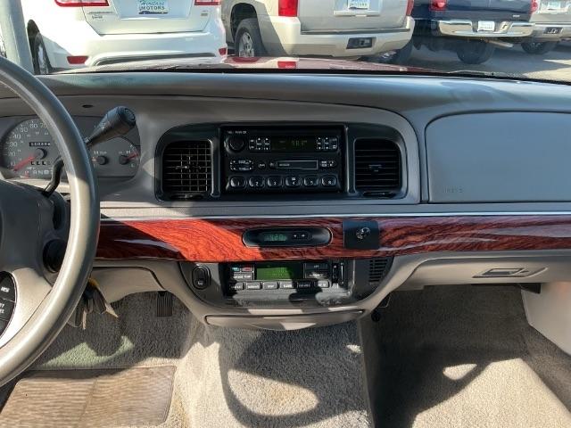 Mercury Grand Marquis 4dr Sdn LS Ultimate 2002