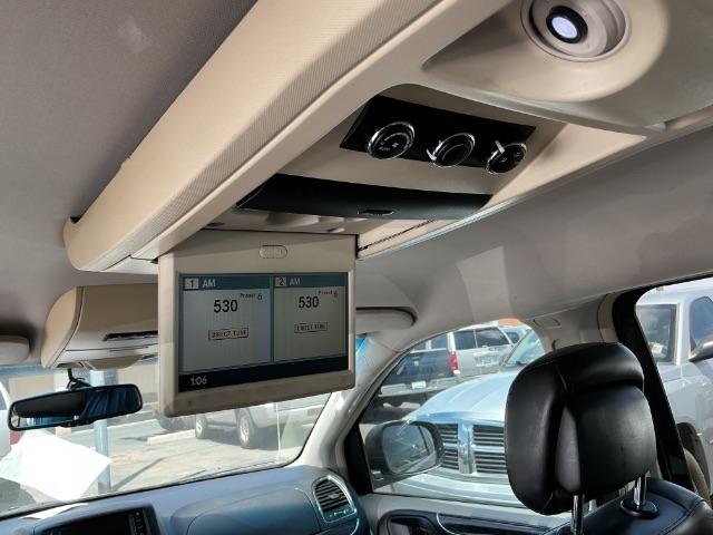 Chrysler Town & Country 4dr Wgn Limited 2011