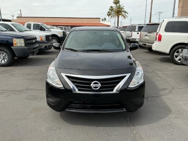 Nissan Versa 4dr Sdn Manual 1.6 S 2016