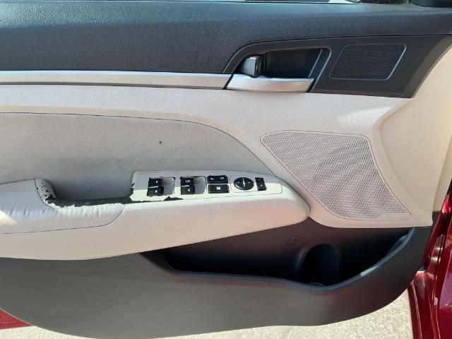 Hyundai Elantra SE 2.0L Auto (Ulsan Plant) 2017