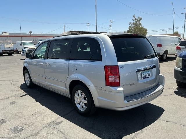 Chrysler Town & Country 4dr Wgn Touring 2008