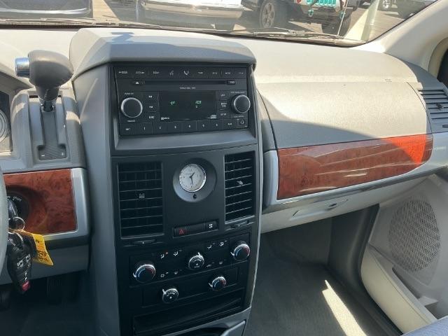 Chrysler Town & Country 4dr Wgn Touring 2008