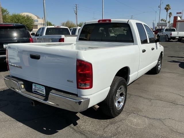 Dodge Ram 1500 4dr Quad Cab 140.5" WB SLT 2004