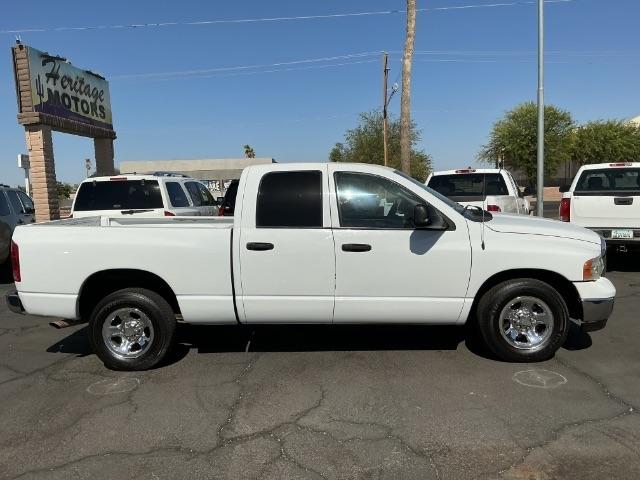 Dodge Ram 1500 4dr Quad Cab 140.5" WB SLT 2004