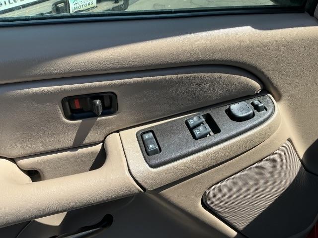Chevrolet Silverado 1500 Ext Cab 143.5" WB 4WD Z71 2005