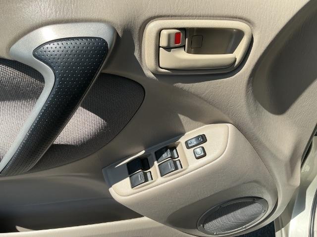 Toyota RAV4 4dr Manual (Natl) 2001