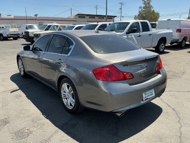 Infiniti G37 Sedan 4dr Journey RWD 2013