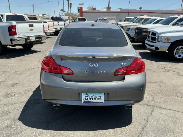 Infiniti G37 Sedan 4dr Journey RWD 2013
