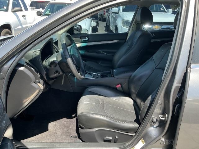 Infiniti G37 Sedan 4dr Journey RWD 2013
