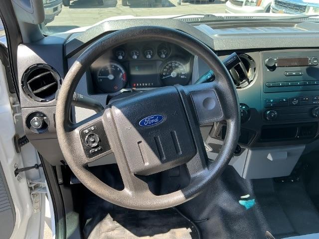 Ford Super Duty F-250 SRW 2WD SuperCab 142" Lariat 2012