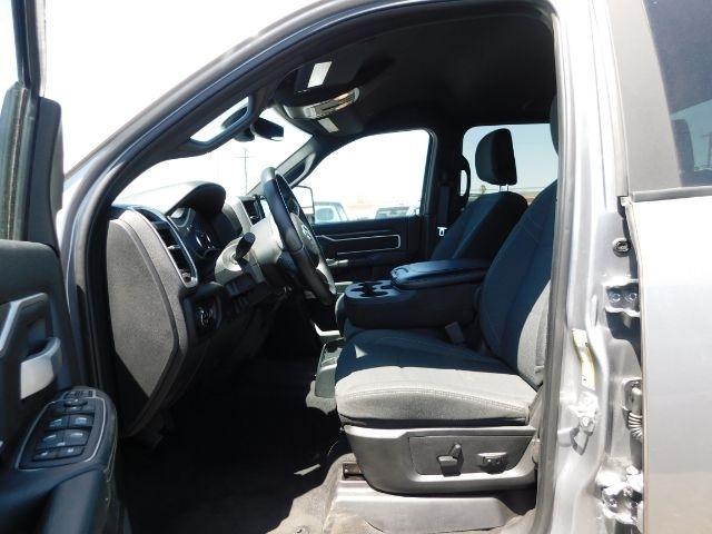 RAM 2500 Big Horn 4x4 Crew Cab 6'4" Box 2024