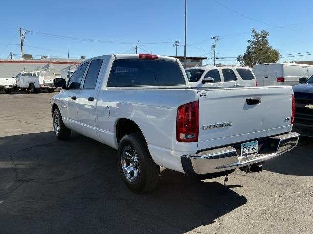 Dodge Ram 1500 4dr Quad Cab 140.5" WB SLT 2004