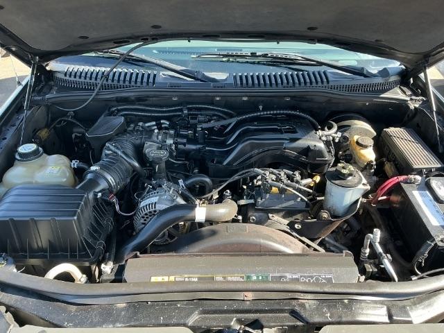 Ford Explorer 4dr 114" WB 4.0L XLS 4WD 2004