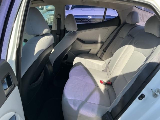 Kia Optima 4dr Sdn 2.4L Auto LX 2012