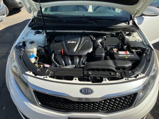 Kia Optima 4dr Sdn 2.4L Auto LX 2012
