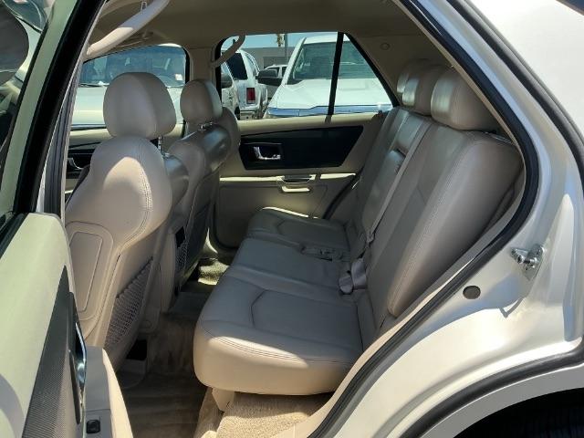 Cadillac SRX 4dr V6 SUV 2004