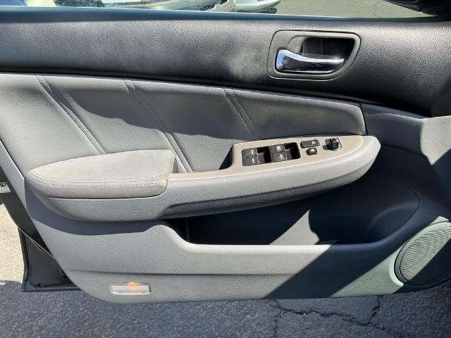 Honda Accord Sdn EX Auto V6 w/Leather/XM 2004